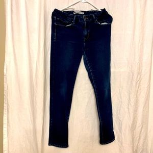 Levi Womens Jeans